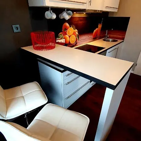 Stylisches Modernes Studio In Apartamento